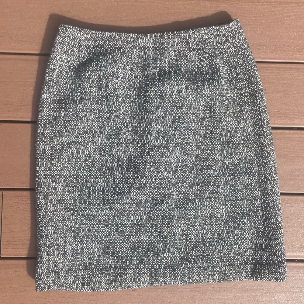 Vintage Eddie Bauer Tweed Skirt Black and White Wool Blend Pencil Size 8P